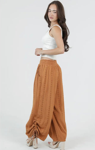 Sable Cinched Leg Pant