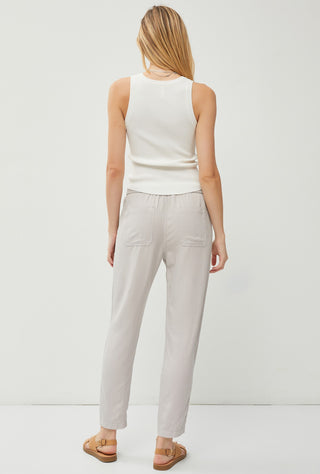 Tapered Ankle Pant