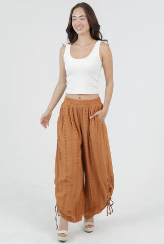 Sable Cinched Leg Pant