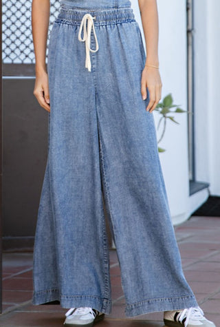 Mineral Wash Wide Leg Denim